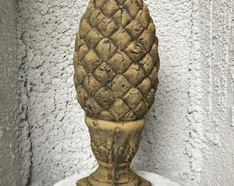 Pineapple Pillar Cap