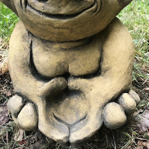 Stenen tuinornament Troll Candle Holder