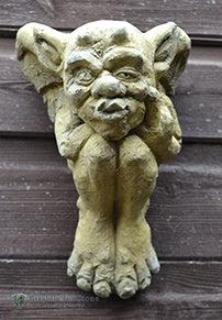Rude finger gargoyle wall plaque "Sid" © decorative stone garden plaque