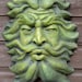 Große dekorative Steinwandtafel oder Brunnenmaske des grünen Mannes „Nordwind“, 36 cm hoch