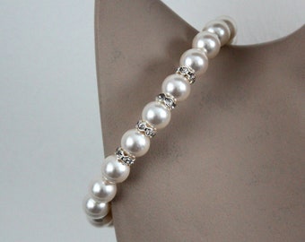 White (off-white) Swarovski pearls wedding bracelet, silver rhinestone crystal beaded bracelet, bridesmaid accessory, chunky bridal bracelet