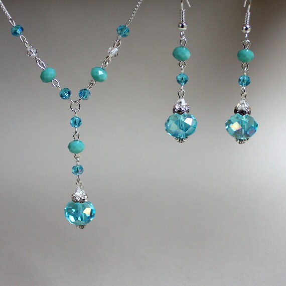 Ensemble Collier Et Boucles D'oreilles Couleur Bleu Turquoise - Ton Argenté - Marque KC - Occasion