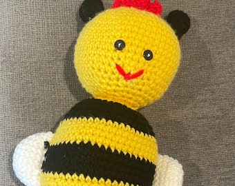 Queen Bee Crochet Plushie Amigurumi