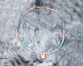 Choker with different color beads, beads choker, shell choker, summery choker, choker with beads