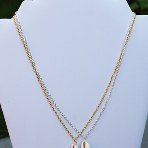 Sea shell necklace