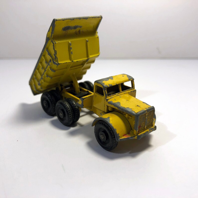 vintage matchbox dump truck