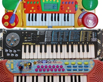 Vintage Casio PT-87 Keyboard Synthesizer Circuit Bending