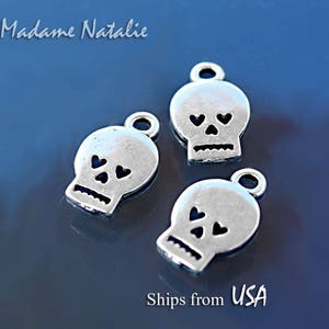 Skull Charms 9x15mm (12), Antiqued Silver Skull Charms, Small Skull Charms, Skull with Heart Eyes Charms, Halloween Charms