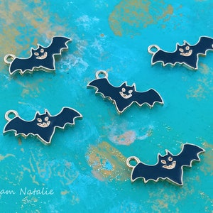 Black Enamel Bat Charms: Gold Tone Halloween Pendants (5pc)