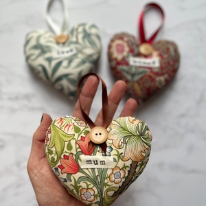 William Morris Fabric Heart Decorations, Valentines personalised Heart Decorations, Mother’s Day gift, Best mummy gift,