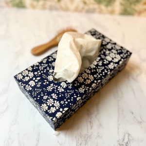 Liberty London Tissue Box Cover, structured tissue box holder, bright dressing table decor, William morris gift, quirky new home gift. Capel Indigo