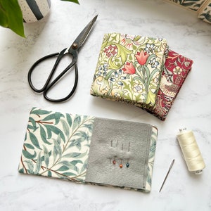 William Morris fabric Needle Case, craft storage ideas, fabric sewing Needle Book, gift for sewer, embroidery accessories