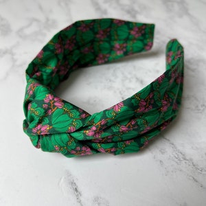 Liberty knotted green Floral Headband, Liberty Gift, Green cotton hair accessories, women's hair accessories, Summer Hair fashion Tudor Tulip