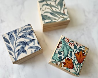 William Morris Trinket Box with lid, Trinket Box, Keepsake Jewellery Box, William Morris storage, first tooth box, willow bough ring box