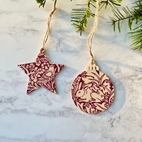 William Morris Christmas Tree Decorations, Willow Bough Star