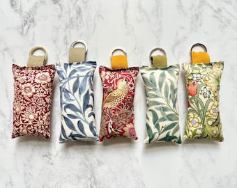 William Morris Key Fob, William Morris key ring, Fresher gift, Christmas Gift for Teacher, William Morris stocking filler