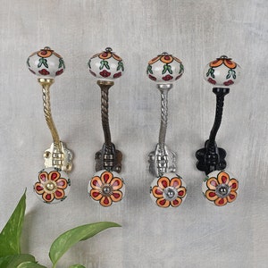 Gancho de pared de cerámica decorativo hecho a mano en varios colores/ganchos vintage para abrigos y baños/solución única de almacenamiento para la decoración del hogar (se vende en juegos)
