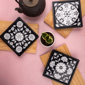 Set of 2 Handmade Ceramic Black and White Design Tile Hot Trays, Hot Trivets, Trivets, Kitchen Decor, Housewarming Gift, Christmas Gift