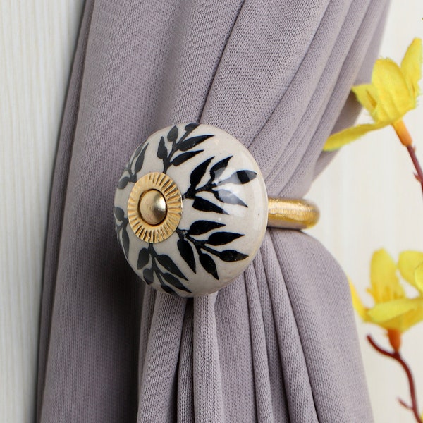 Unique Black And Cream Decorative Ceramic Flower Curtain Tie Back Hook Rustic Bathroom Towel Hook Antique Hook (Sold in Sets)