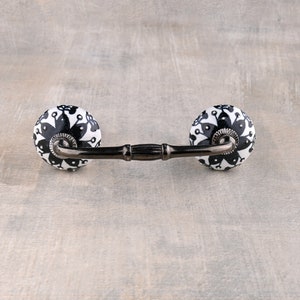 Elegante maniglia per cassetti in ceramica bianca sporca e nera (venduta in set) immagine 3