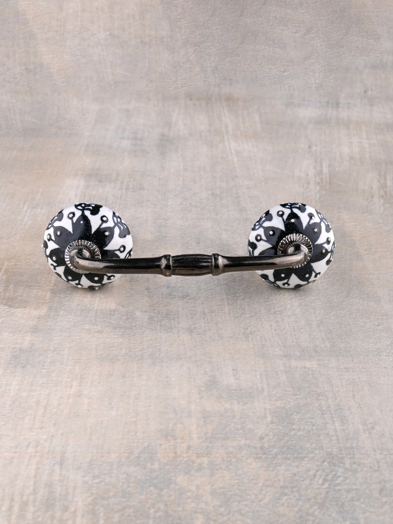 Elegante maniglia per cassetti in ceramica bianca sporca e nera (venduta in set) immagine 3