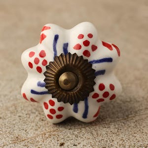 Pomello per cassetto in ceramica elegante dipinto a mano bianco