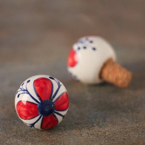 Ceramic Hand Painted Wine Bottle Stopper Set - Unique Kitchen Gifts for Wine Lovers & Hosts, Home Decor Accents
