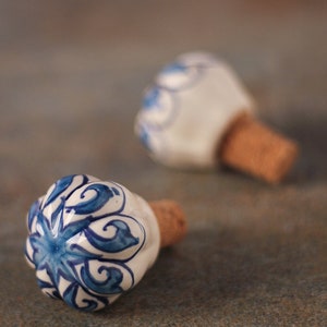 Handmade Ceramic Wine Cork Stopper | Unique Bottle Stopper | Artisan Home Decor | Gift for Wine Lovers & Enthusiasts