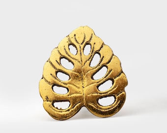 Brass Leaf Cast Iron Knob: Rustic Cabinet Drawer Pull