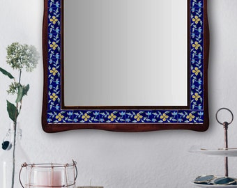 Vierkante vorm geel en blauw bloemig bladpatroon ontwerp muur hangende houten tegel spiegel - ontvang uw handgemaakte spiegels op maat