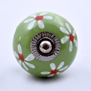 Handmade Green & White Daisy Floral Ceramic Cabinet Knob