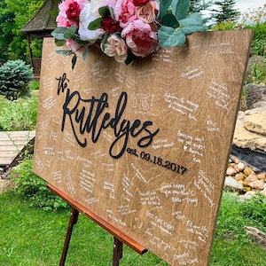 Guestbook alternative | Wedding welcome sign | Last name sign | Family name sign | Wedding date wood sign | Wood guest book