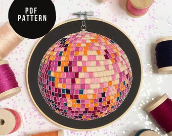Nedladdning av handbroderimönster för rosa discokula - Direktnedladdning - PDF för Modern Stitchers