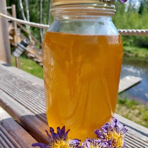 Blue lotus herbal infusion (in moringa oil base)