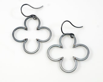 Quatrefoil Earrings, flower earrings, floral earrings, botanical earrings, clover earrings, rivet earrings, silver flower jewelry