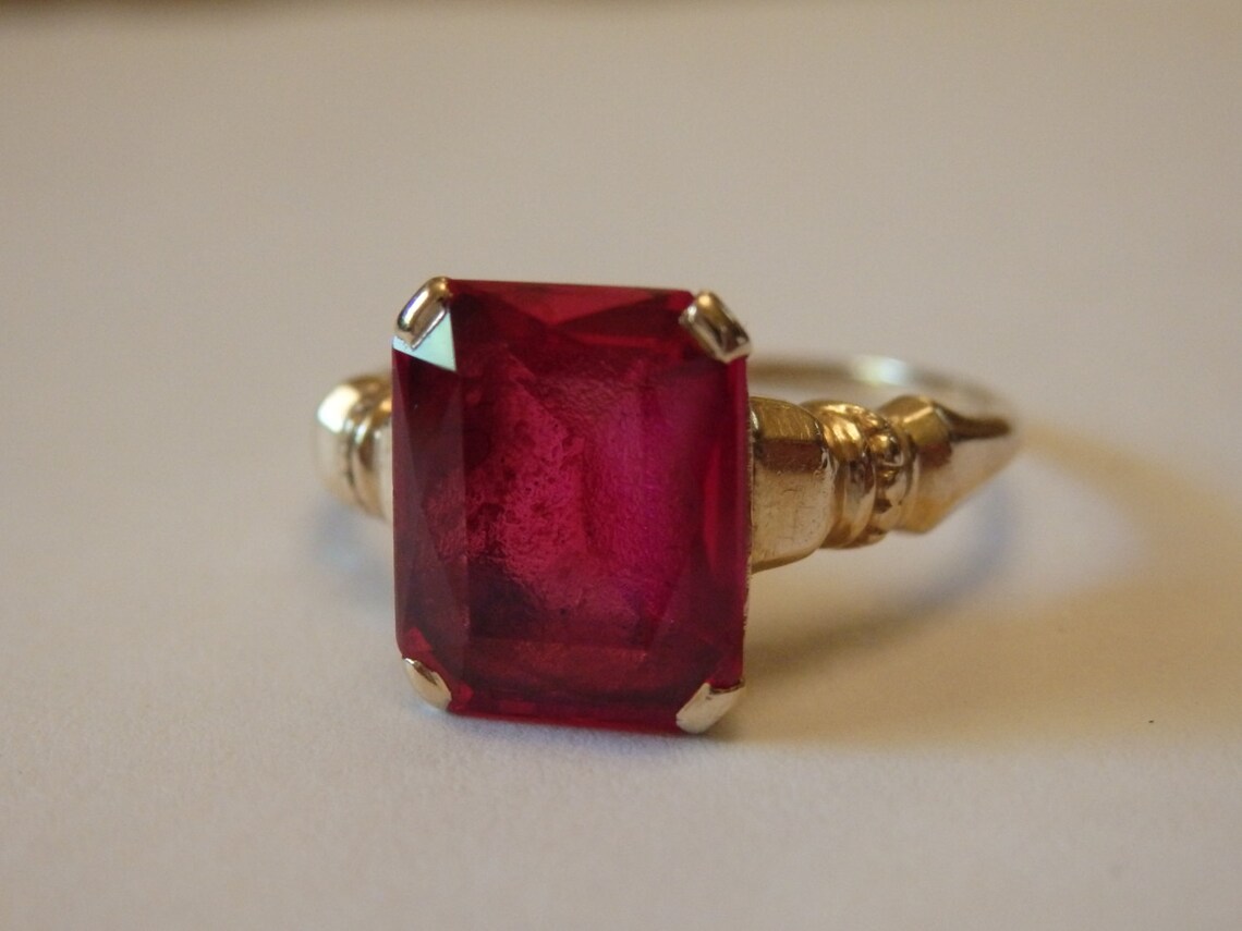 Antique vintage ruby yellow gold ring size 6 | Etsy
