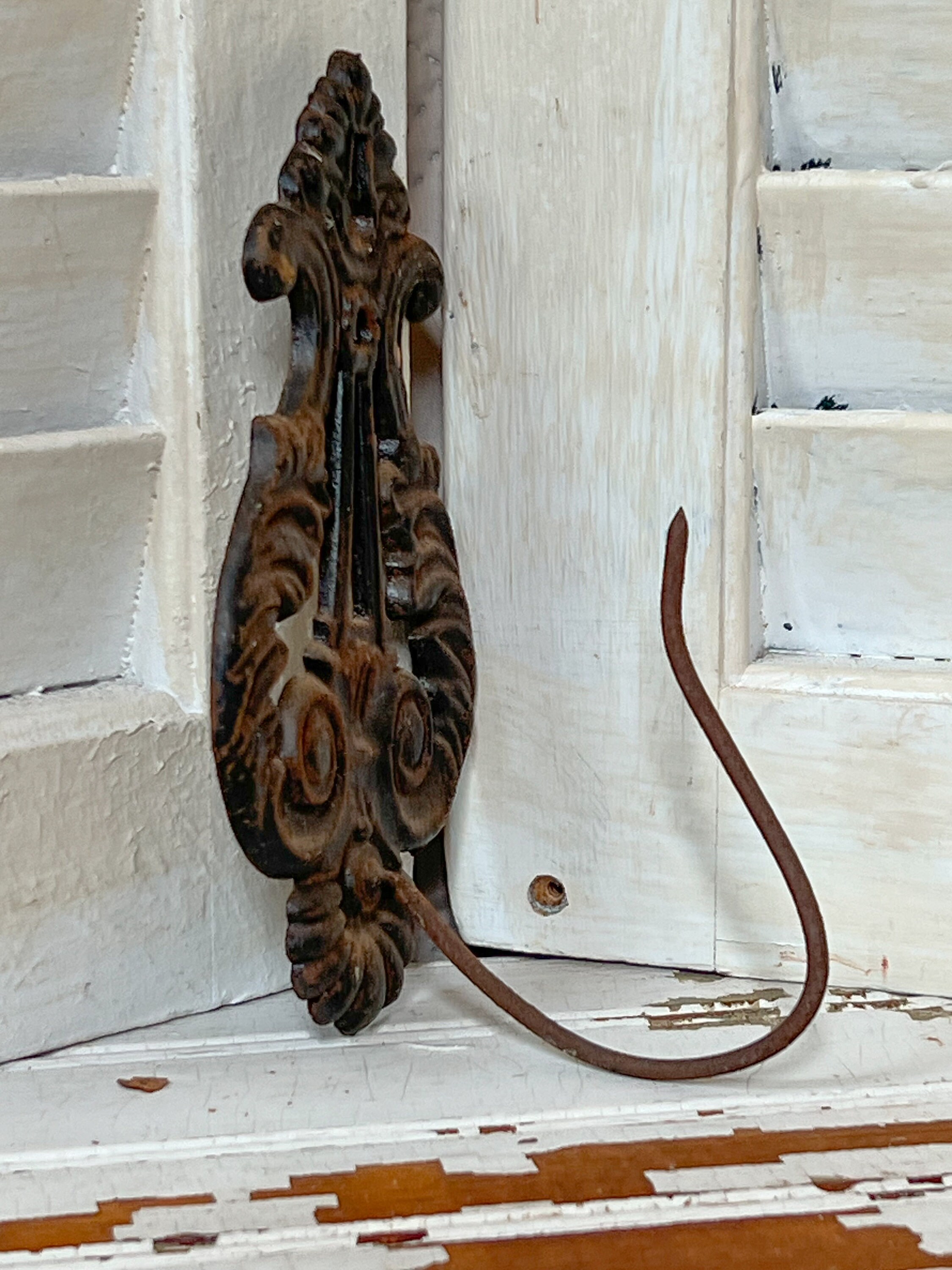 Antique Cast Iron Spindle Cast Iron Note Spindle Vintage Etsy