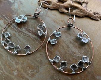 parker - mixed metal large circle botanical earrings