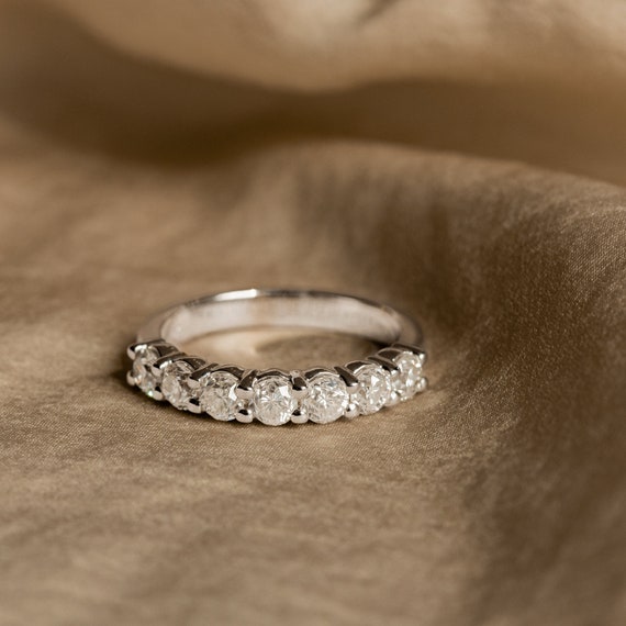 Seven carat outlet