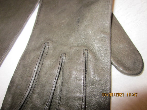 Leather Gloves - image 8