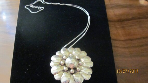 Silver Pendant and Brooch with 28inch Silver Chain - image 5