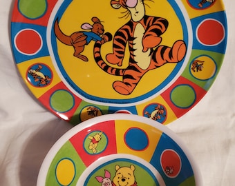 Trudeau Montreal Winnie the Pooh melamine plastic child's dinnerware set dinner 8" plate with Tigger, Roo & 5.5" bowl with Pooh, Piglet