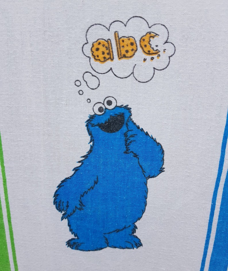 Jim Henson Productions 1993 Sesame Street characters twin fitted sheet polyester cotton child/'s bedroom pre-owned