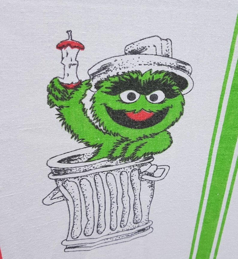 Jim Henson Productions 1993 Sesame Street characters twin fitted sheet polyester cotton child/'s bedroom pre-owned