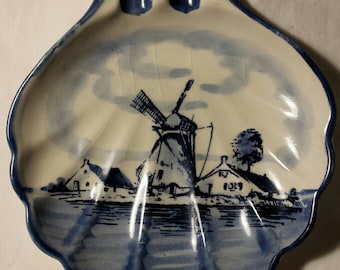 Delft Blue shell shaped ashtray handgemaakt handmade Made in Holland