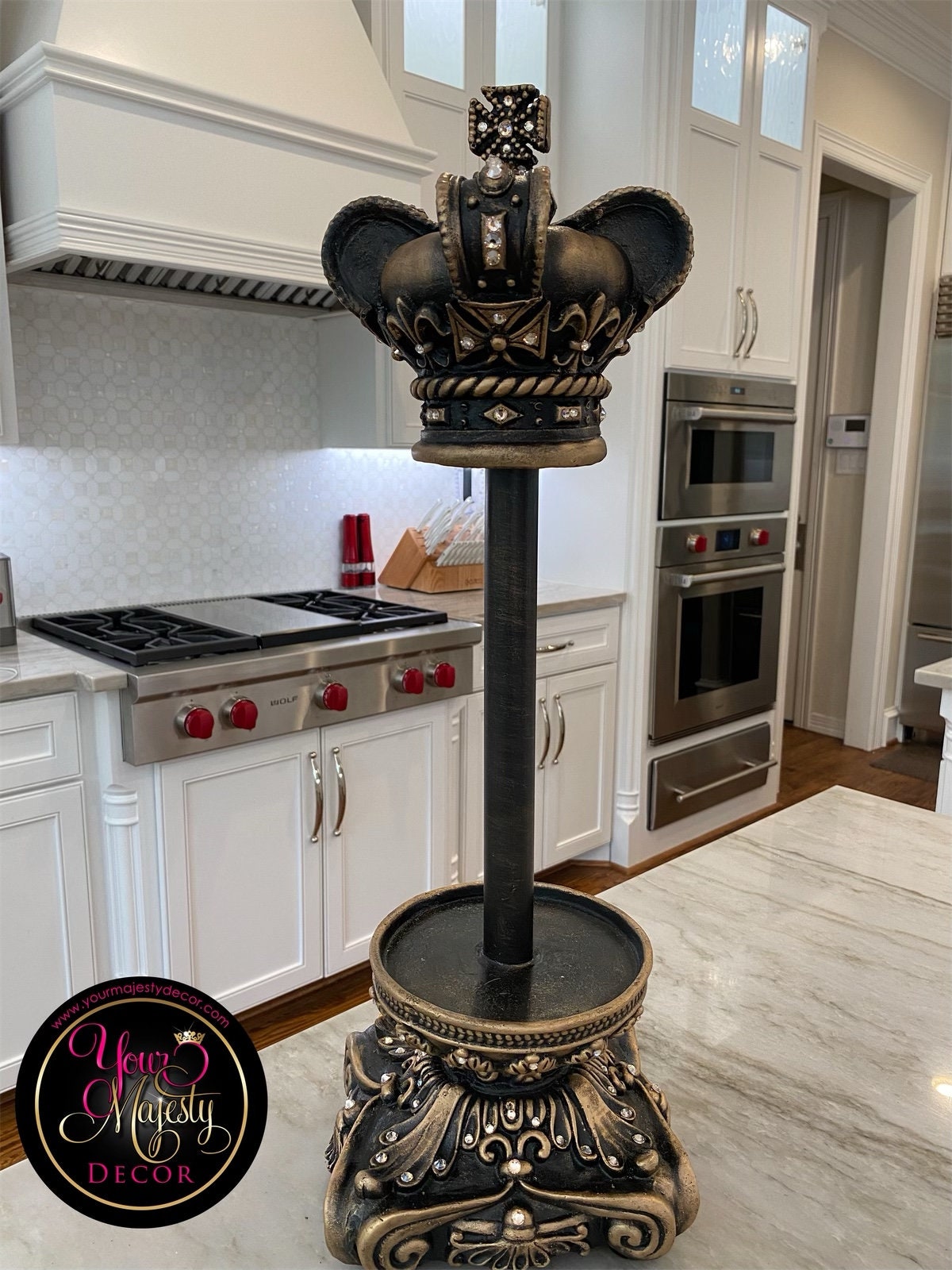 Decorative Paper Towel Holder with Crown