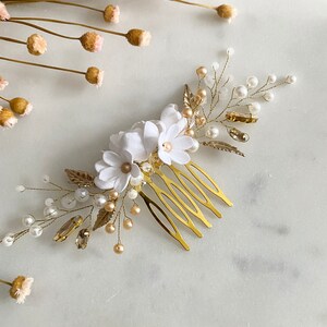 Bridal hair comb with porcelain flowers in white and gold. Hair accessories with pearls and small flowers made of modeling clay. Handmade clay flowers image 3