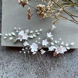 Bridal hair pins 3 pieces with delicate porcelain flowers and pearls hair accessories white flowers made of modeling clay Wedding Clay Flowers 3 colors image 1