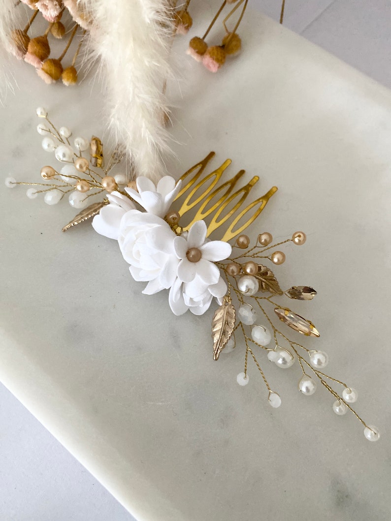 Bridal hair comb with porcelain flowers in white and gold. Hair accessories with pearls and small flowers made of modeling clay. Handmade clay flowers image 4