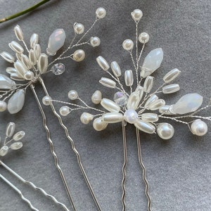 Bridal hairpins with pearls in cream white or pink Universal bridal jewelry hair accessories Handmade wedding accessories image 9